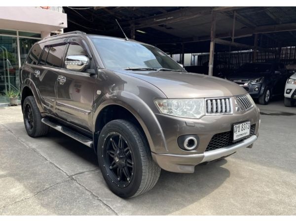 รถมือเดียวออกศูนย์ ใช้งานน้อย ไม่เคยเกิดอุบัติเหตุ MITSUBISHI PAJERO SPORT 2.5GT  ปี2011